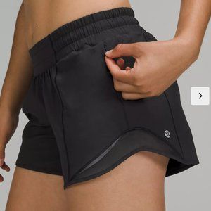 Lululemon Hotty Hot Low-Rise Lined Short 4" - Black, XS